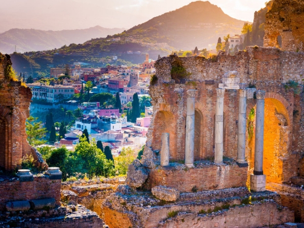 Four Seasons Hotels and Resorts to manage San Domenico Palace in Taormina, Italy